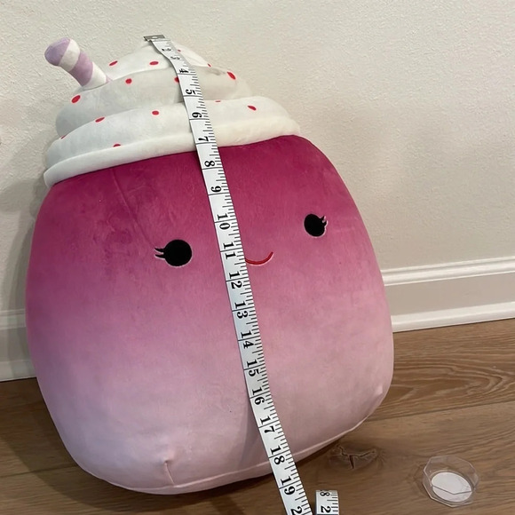 Squishmallow Cinnamon - Picture 3 of 4